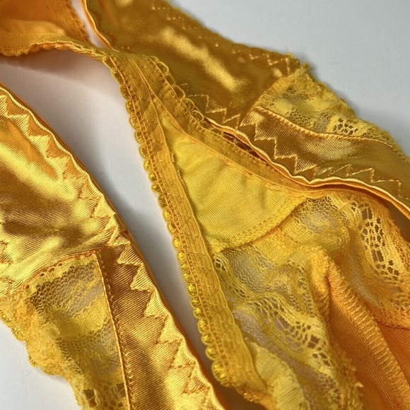 IZA Silky Glossy Liquid Satin‎ & Lace Low Rise Yellow Thong Panties Sz s NEW - Picture 15 of 15